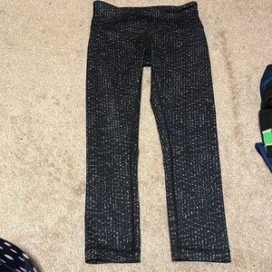 Lululemon low rise 21 inch leggings